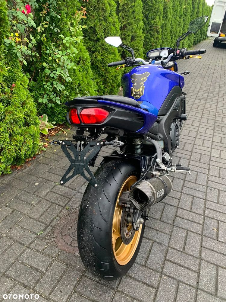 Yamaha YZF - 2