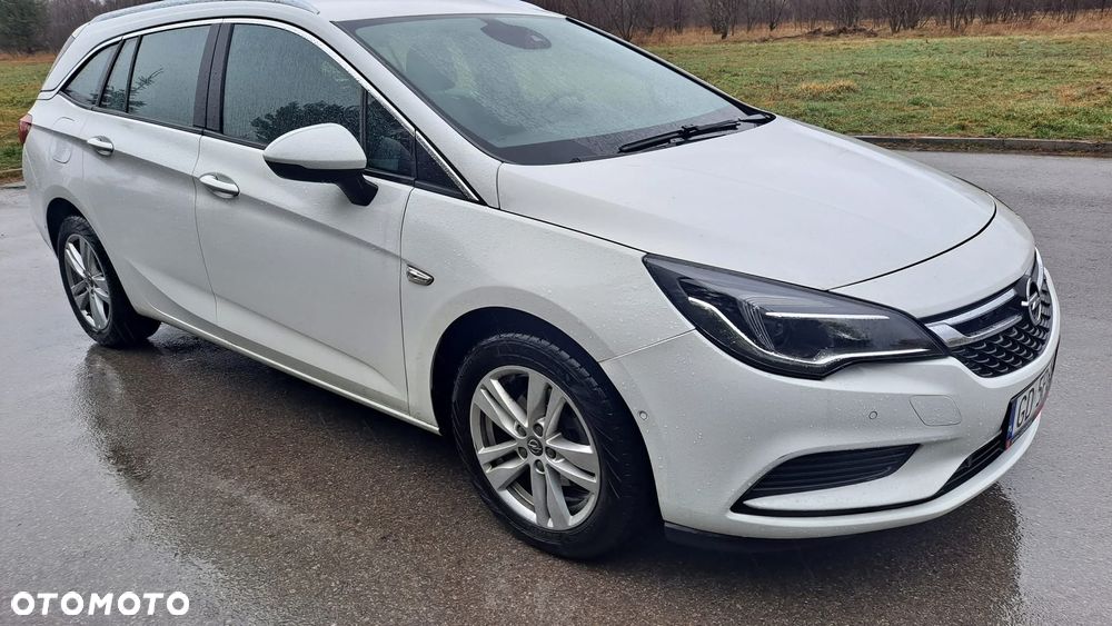 Opel Astra 1.6 CDTI Essentia S&S - 12