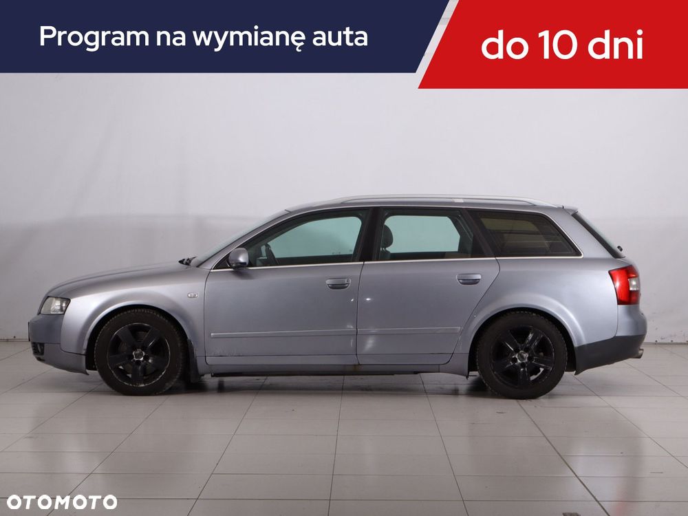 Audi A4 Avant - 4