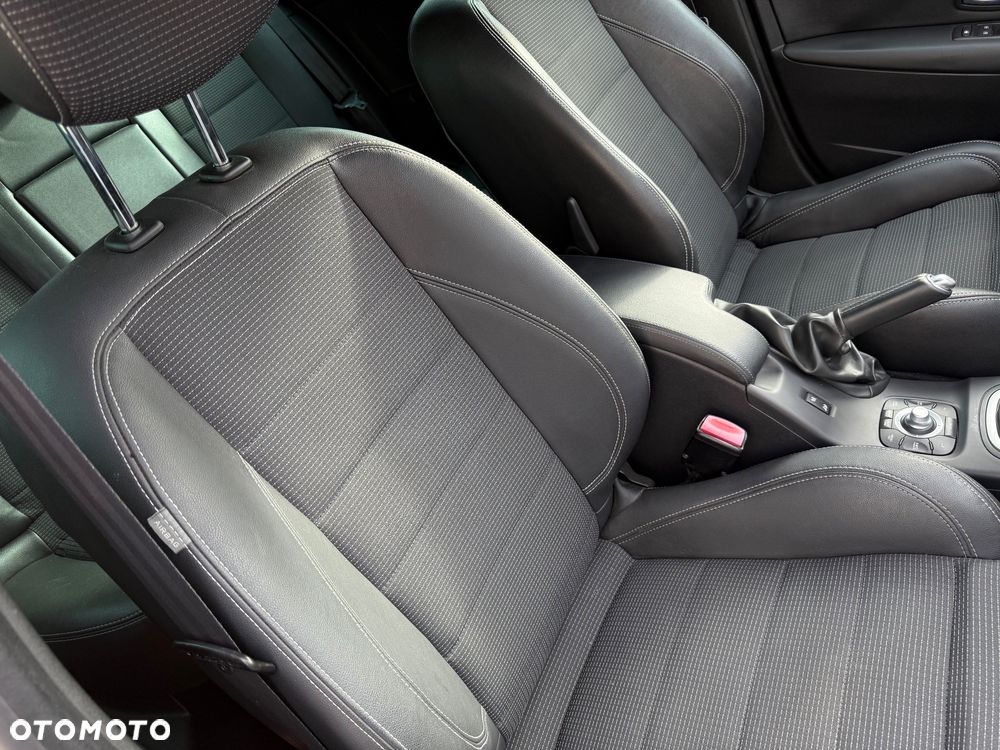 Renault Megane dCi 160 FAP GT - 17