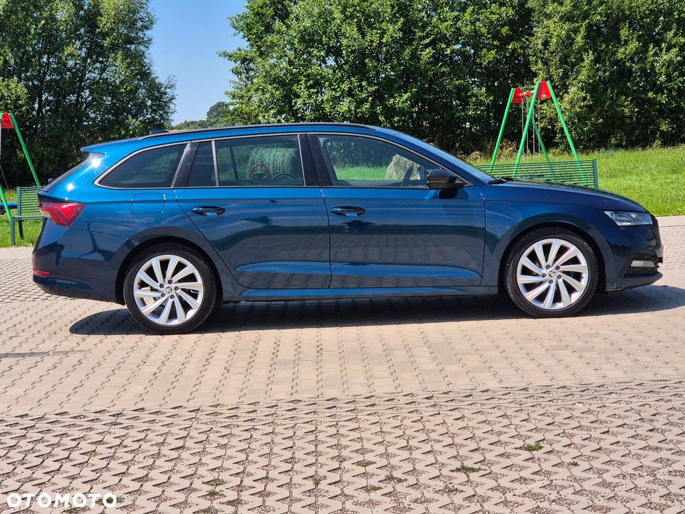 Skoda Octavia 2.0 TDI Sportline - 3