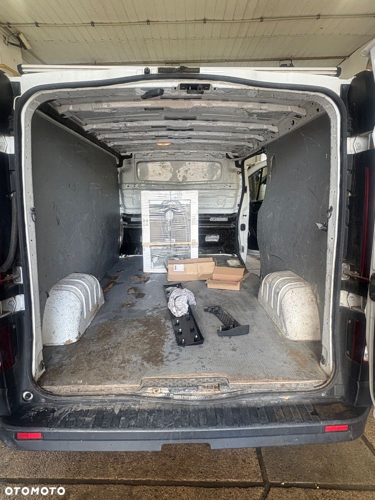 Opel VIVARO - 21