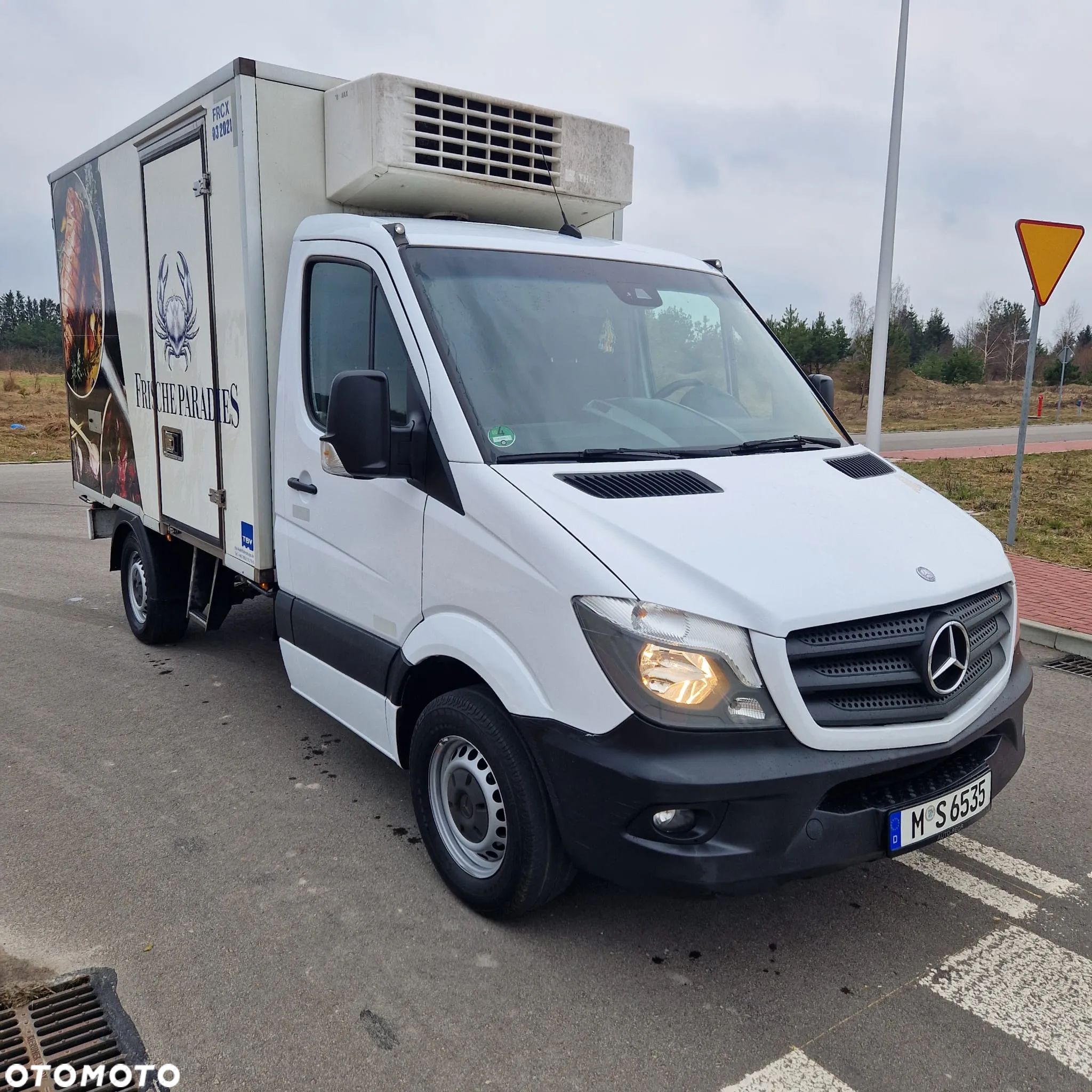 Mercedes-Benz Sprinter - 1