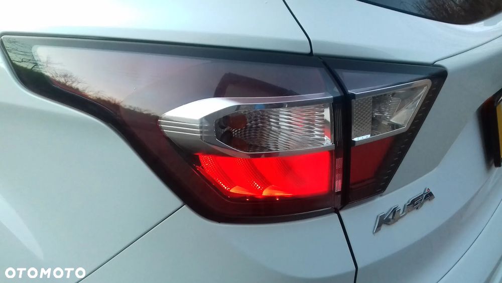 Ford Kuga 2.0 TDCi 4x4 ST-Line - 21