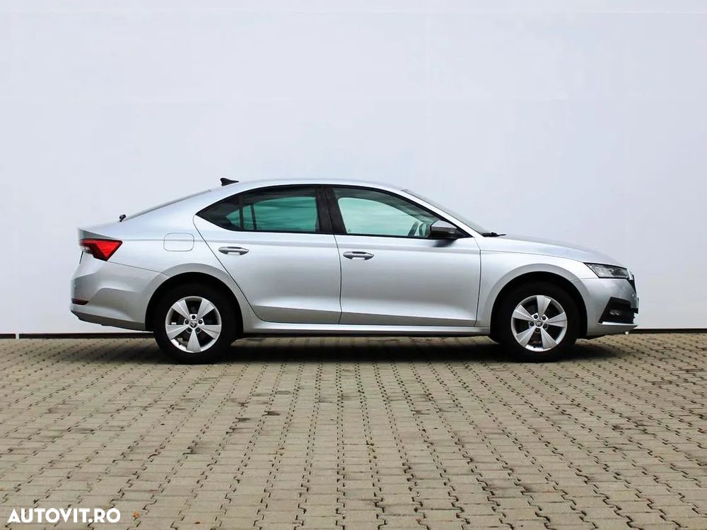 Skoda Octavia 1.5 TSI Ambition - 6