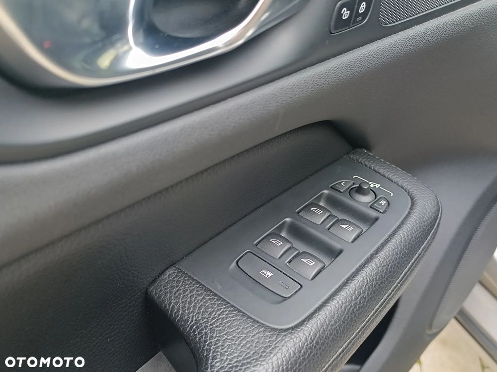 Volvo V60 D4 AWD Geartronic Inscription - 10