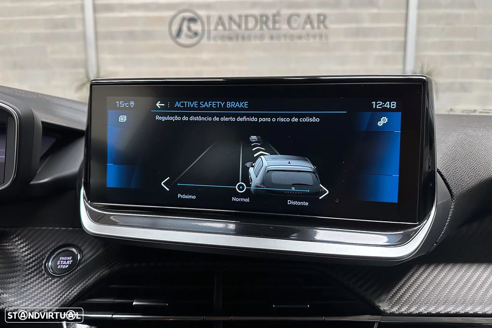 Peugeot 208 1.2 PureTech Allure - 22