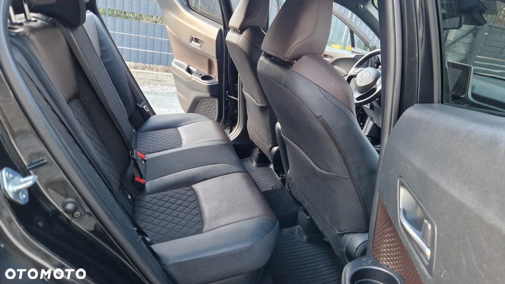 Toyota C-HR 1.8 Hybrid Prestige - 24