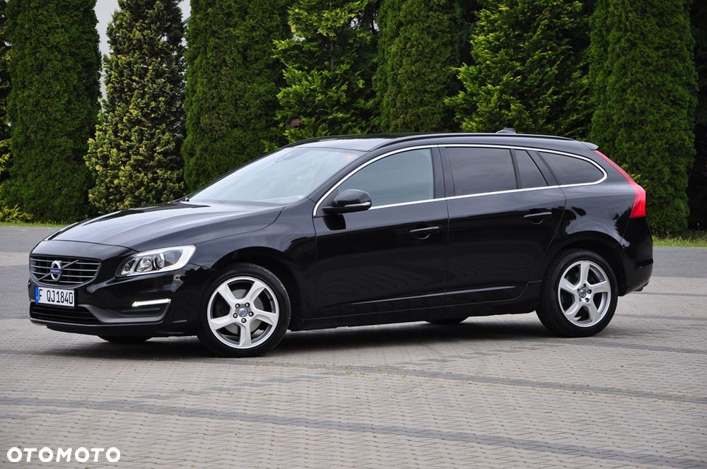 Volvo V60 D3 Geartronic Summum - 5