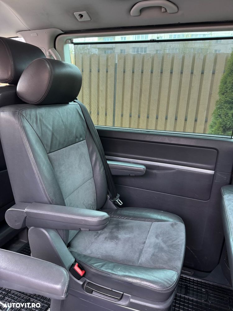 Volkswagen Multivan - 13