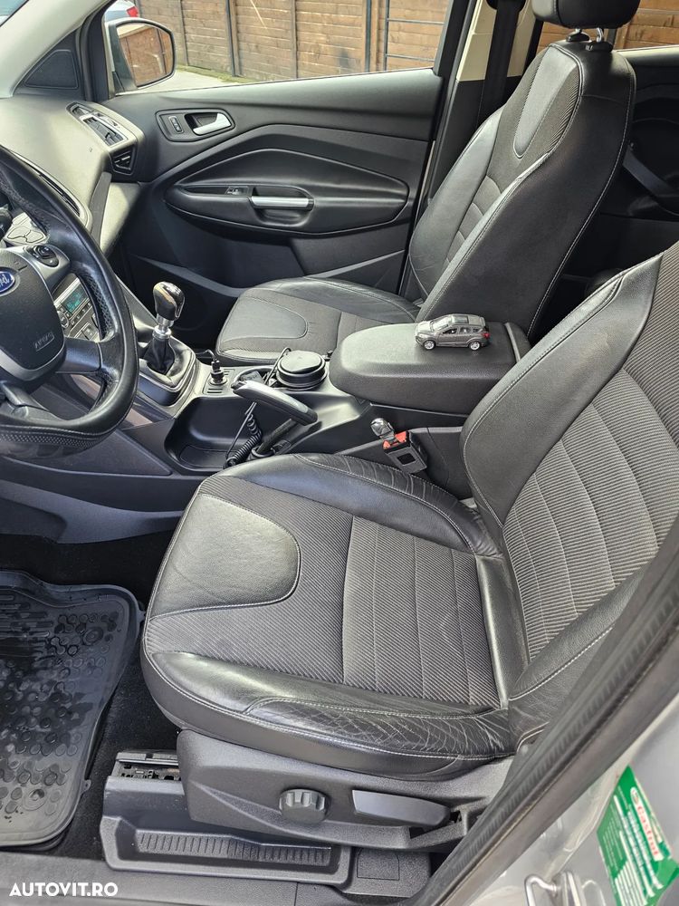 Ford Kuga 2.0 TDCi 4WD Titanium - 8