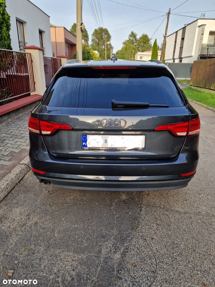 Audi A4 Avant 2.0 TDI S tronic - 5