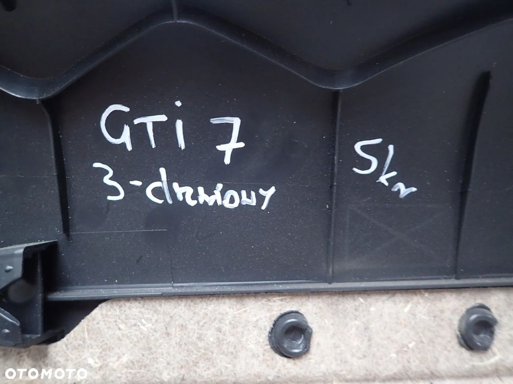 BOCZKI VW GOLF 7 GTI 3D - 5
