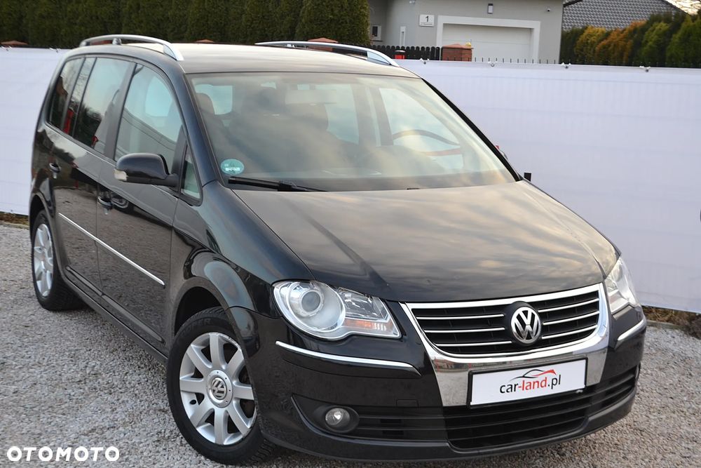 Volkswagen Touran 2.0 TDI Highline - 3