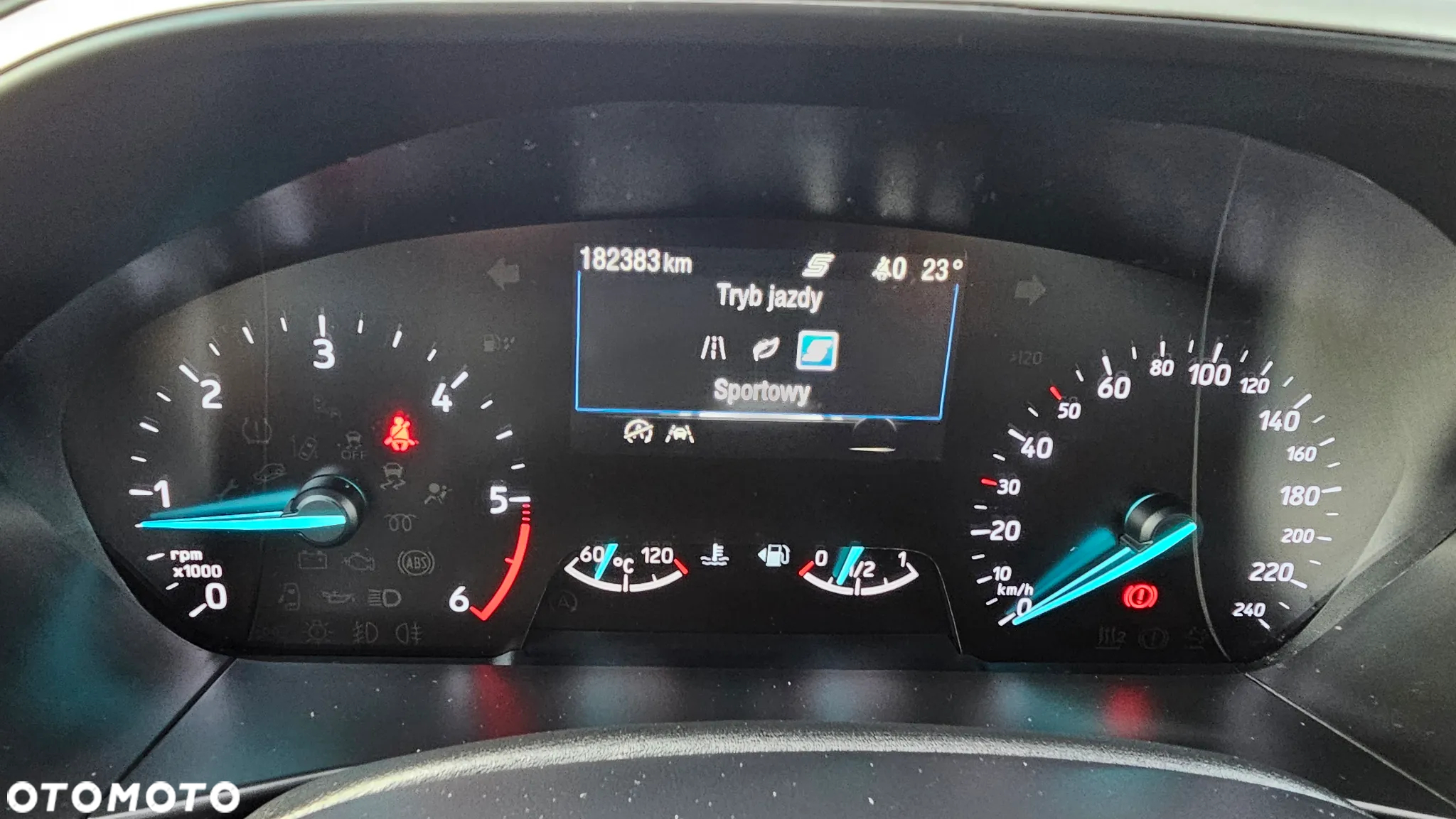 Ford Focus 1.5 EcoBlue Trend Edition Business - 19
