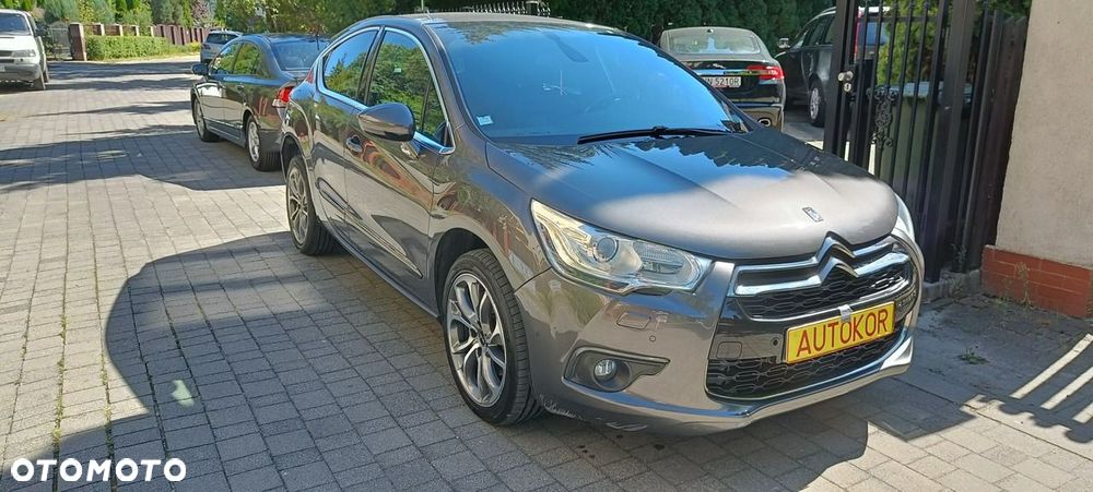 DS Automobiles DS 4 2015