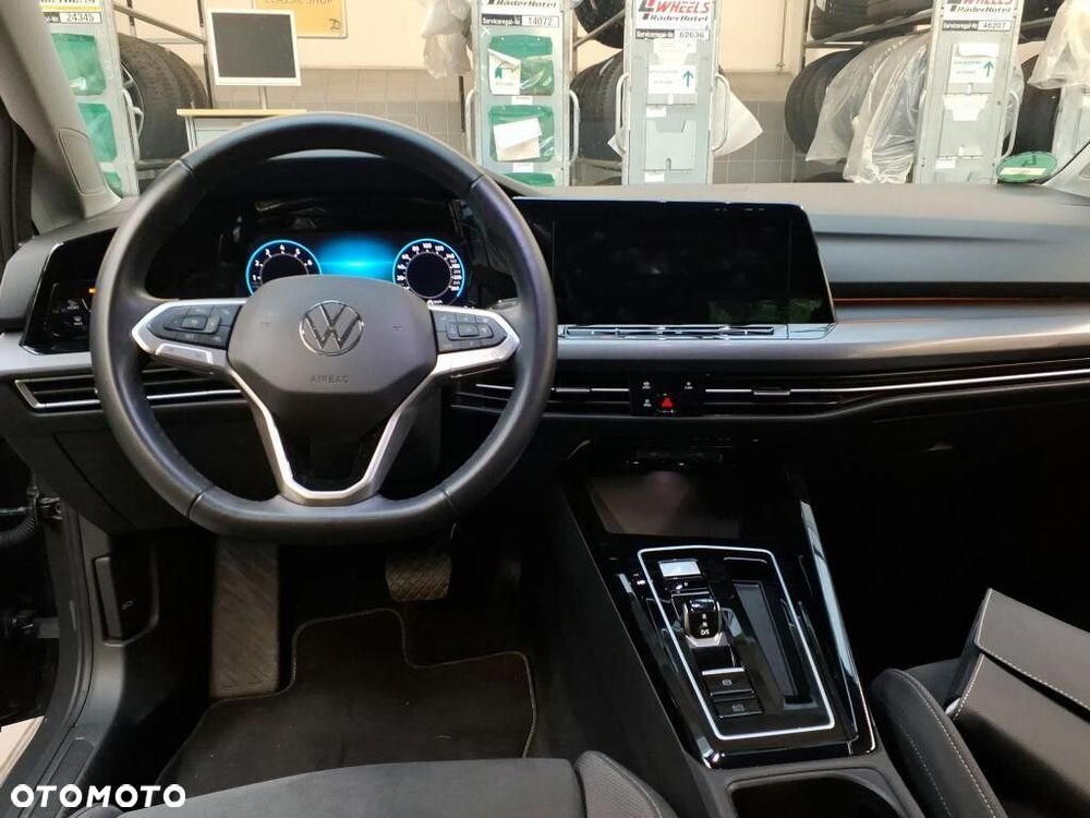 Volkswagen Golf 2023 photo 5