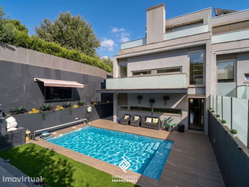Moradia T4 em Valadares | Piscina | Totalmente Mobilada e Equipada - Grande imagem: 3/29