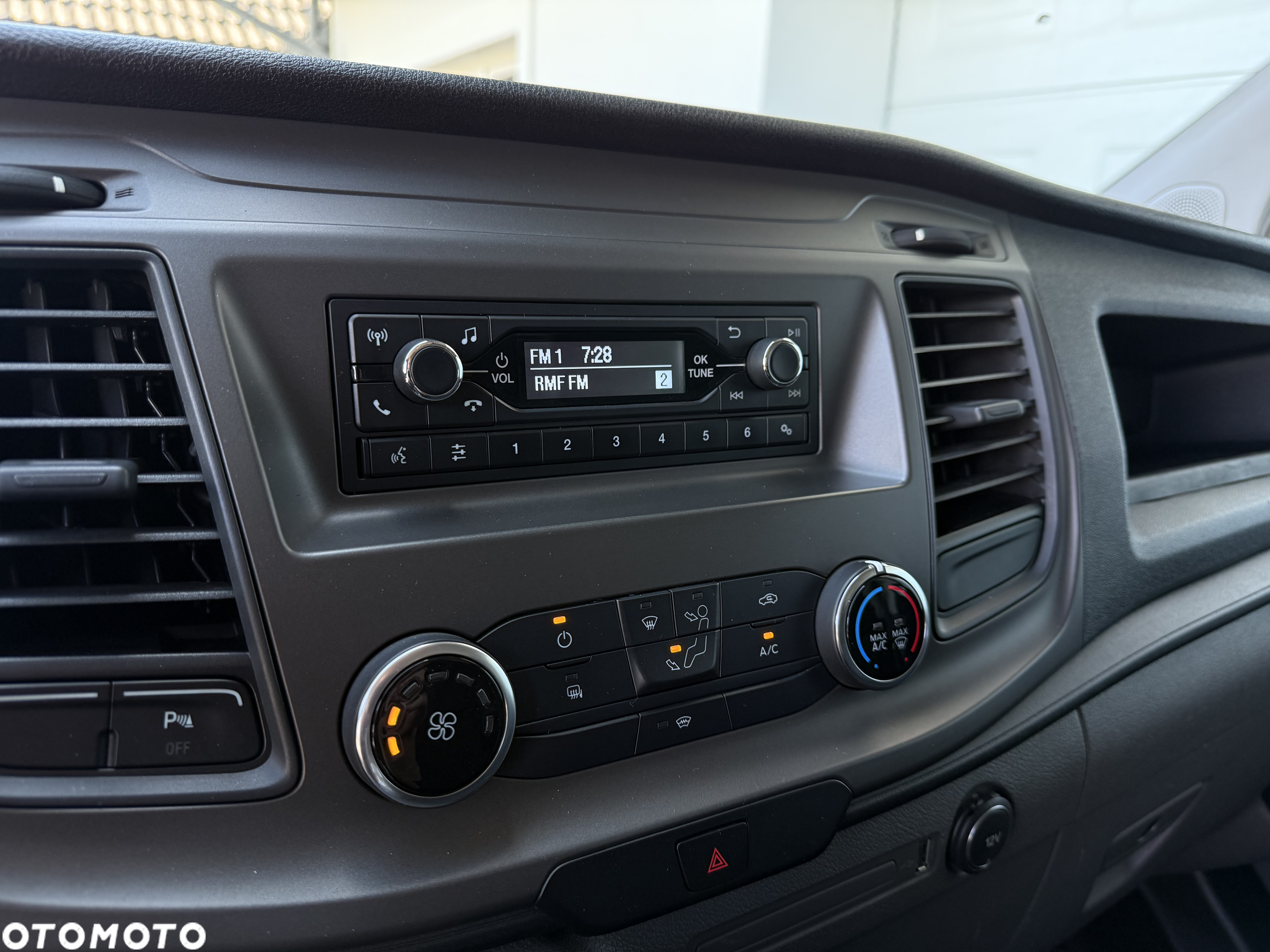 Ford Transit Custom - 15