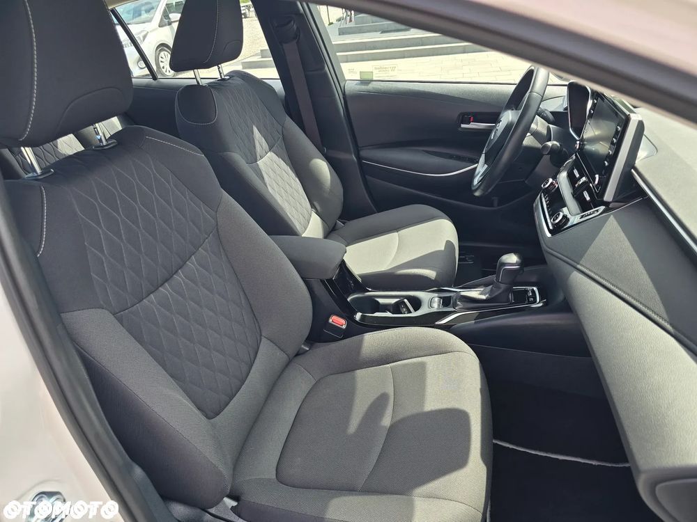 Toyota Corolla - 20