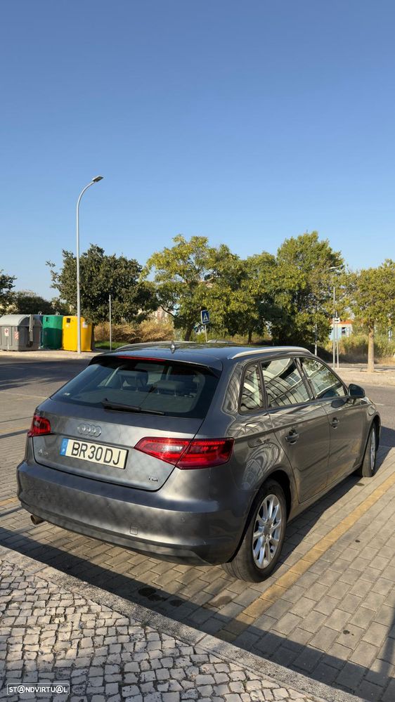 Audi A3 Sportback 1.6 TDI Attraction S tronic - 7