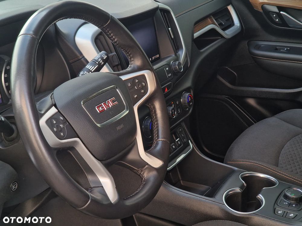 GMC Terrain - 28