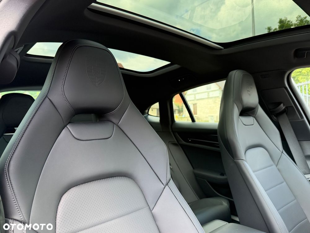 Porsche Panamera 4 E-Hybrid Executive - 37