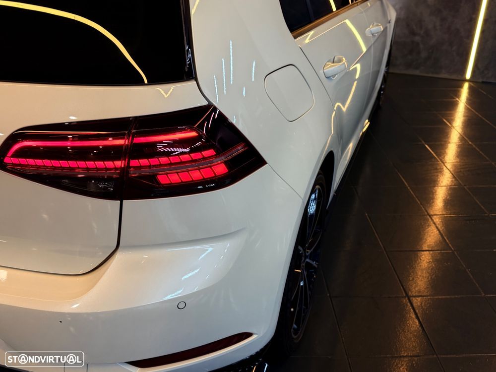 VW Golf GTI TCR 2.0 TSI OPF DSG - 19