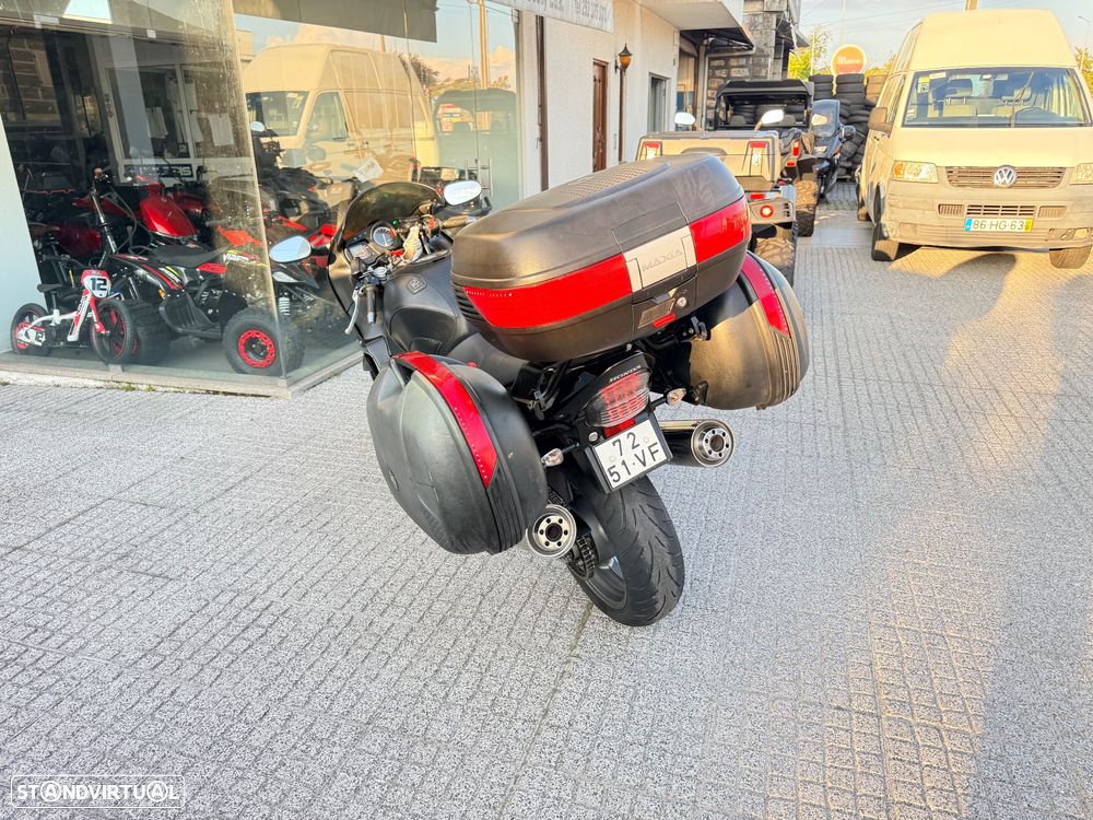 Honda CBR cbr 1100xx - 8