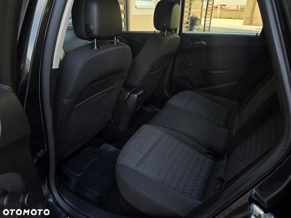 Opel Astra 1.4 Turbo - 38