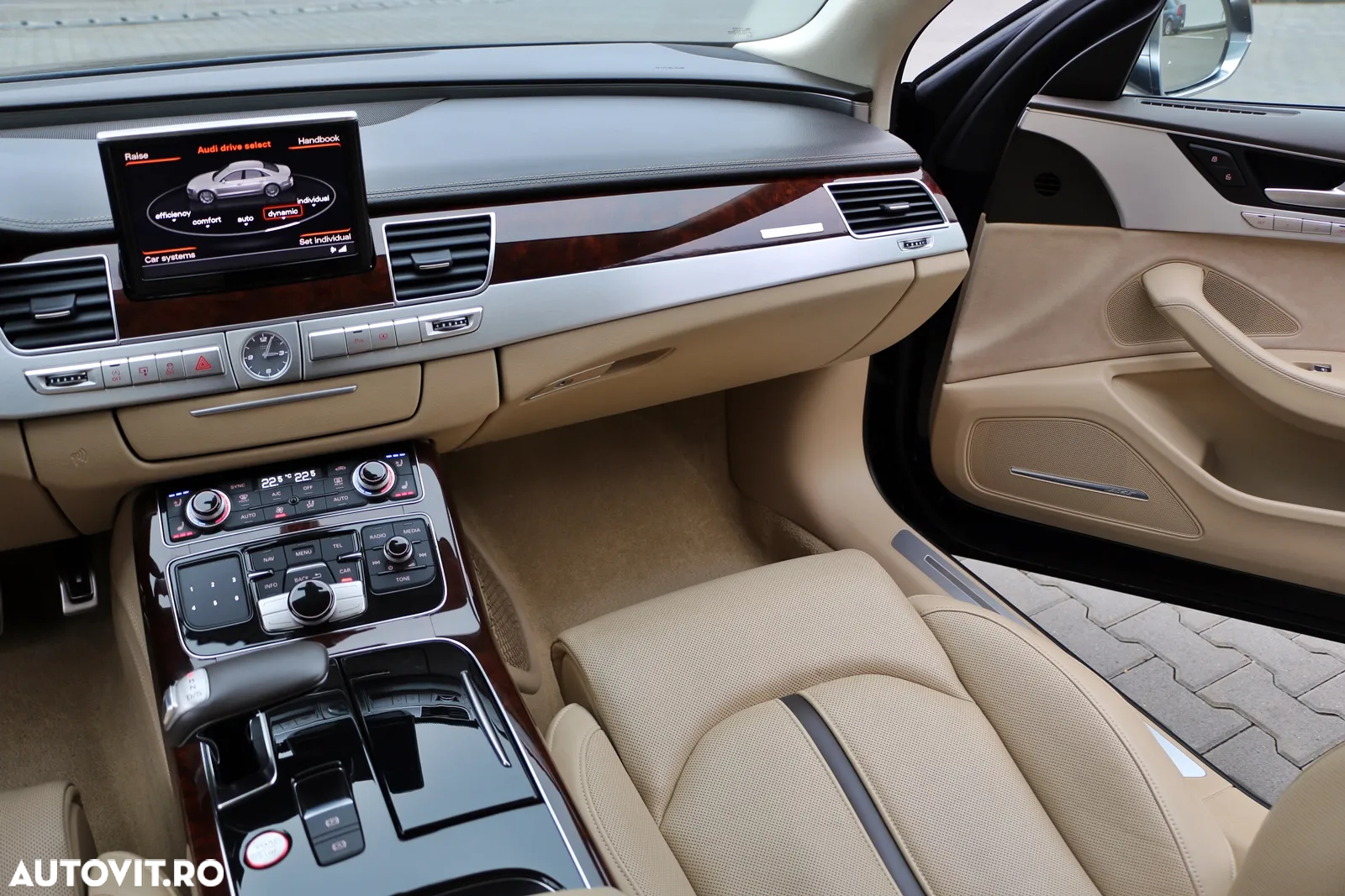Audi S8 4.0 TFSI quattro Tiptronic - 24