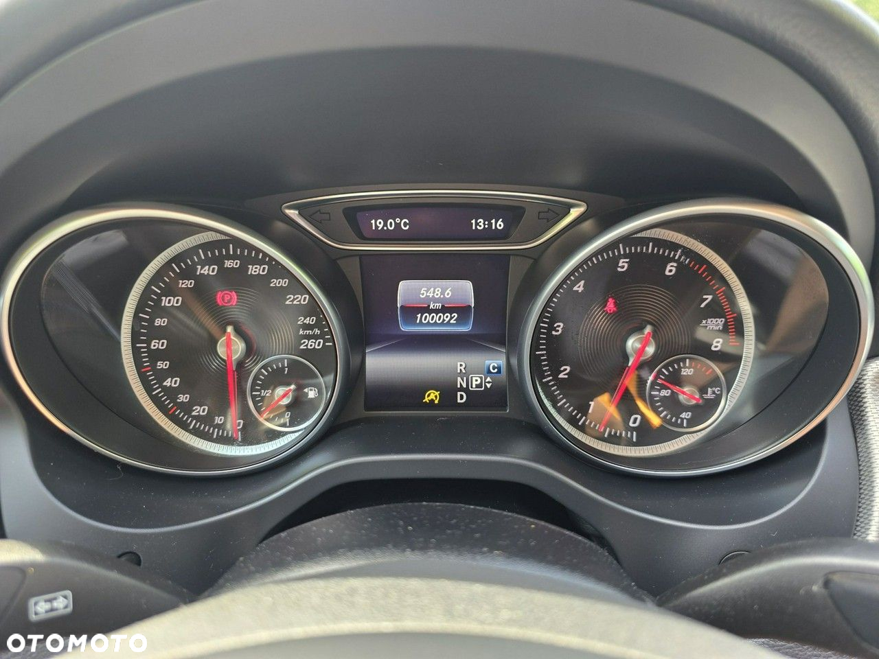 Mercedes-Benz GLA - 28