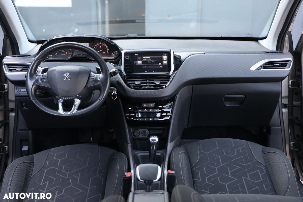 Peugeot 2008 1.2 L PureTech ETG Allure Aut. - 14