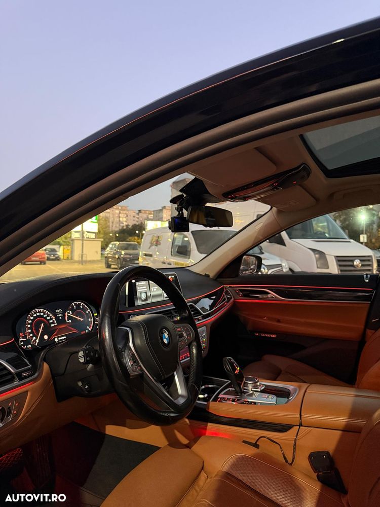 BMW Seria 7 - 15