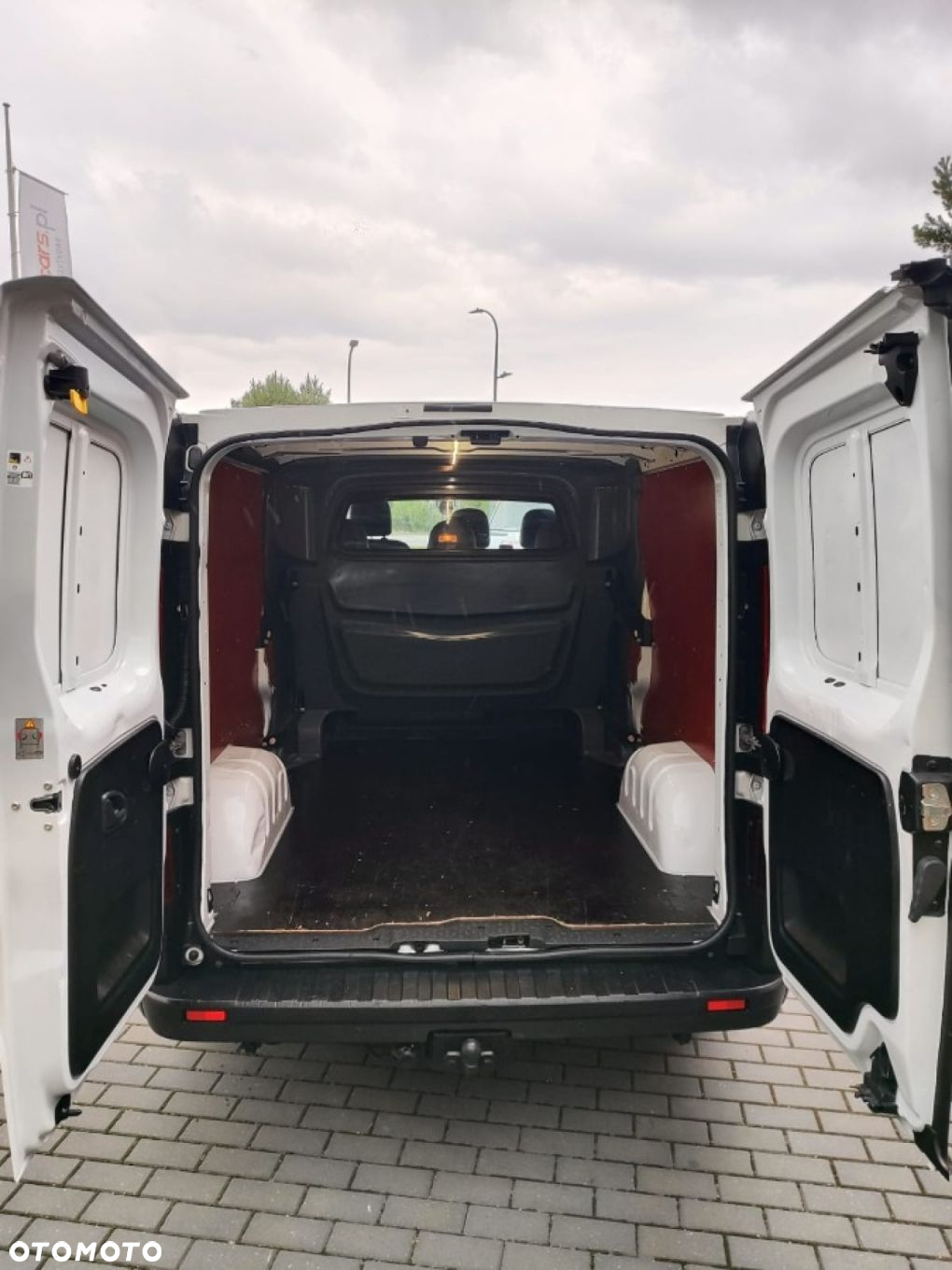 Renault Trafic - 16