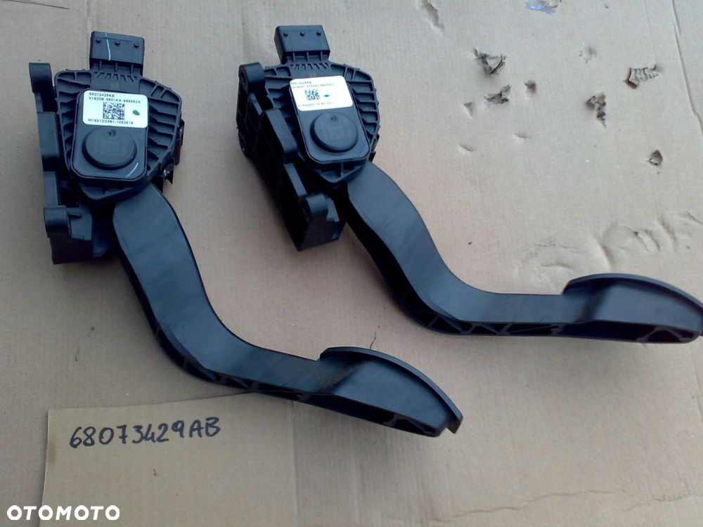 fiat 500e 500 usa 13-19 pedał gazu potencjometr - 1