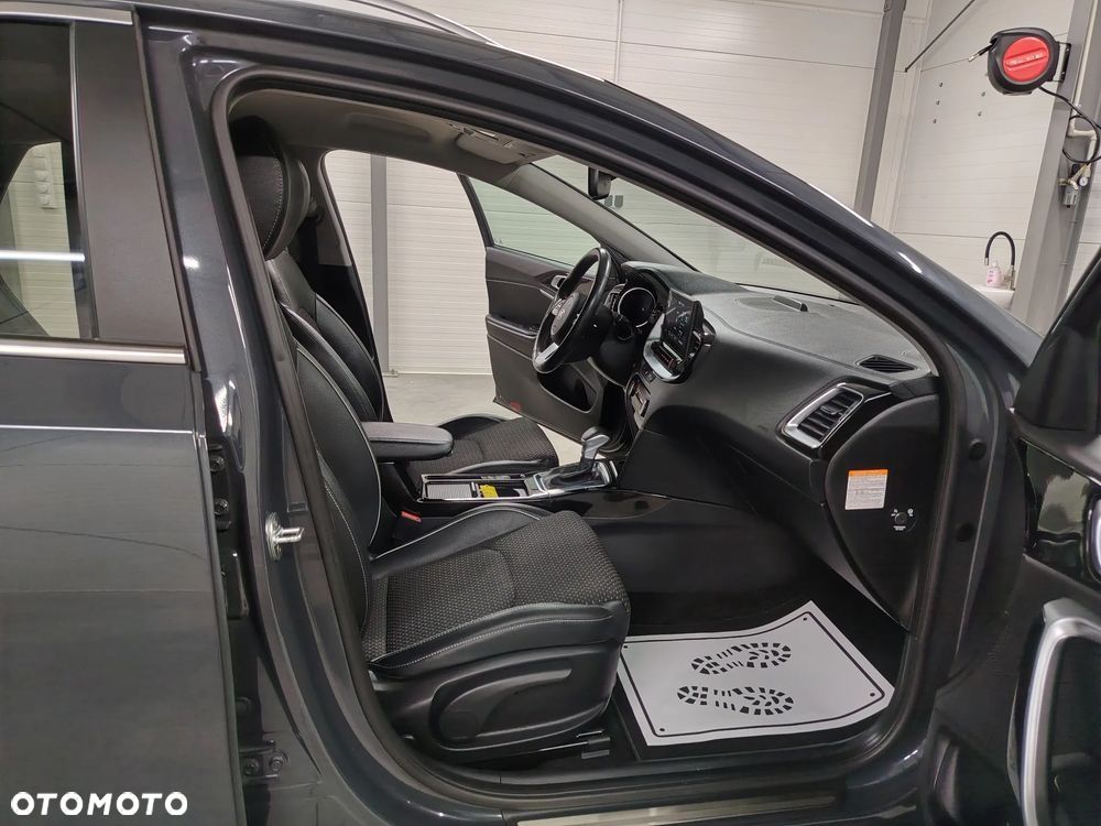 Kia XCeed 1.6 GDI PHEV Business Line DCT - 28