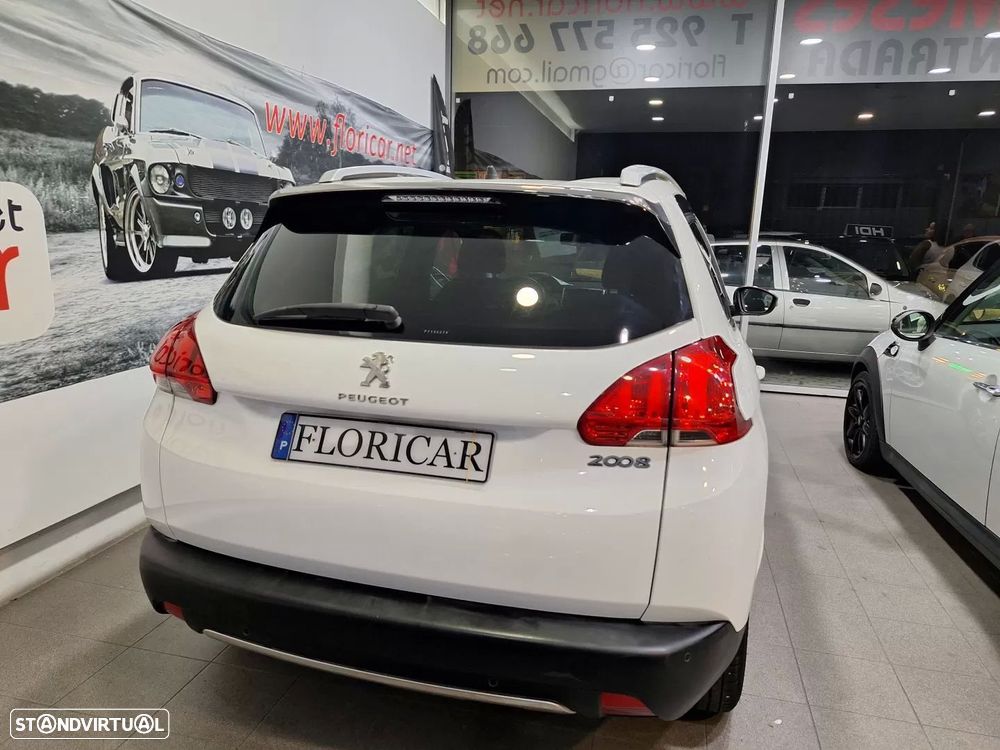 Peugeot 2008 82 VTI Allure - 24