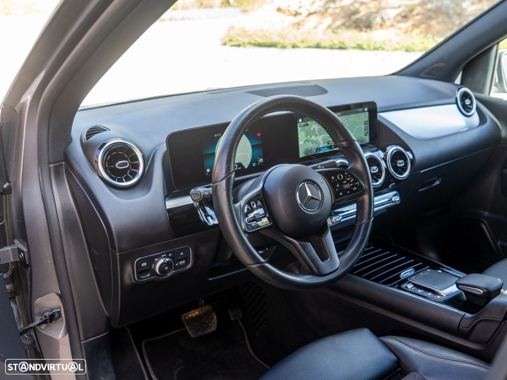 Mercedes-Benz B 180 - 18