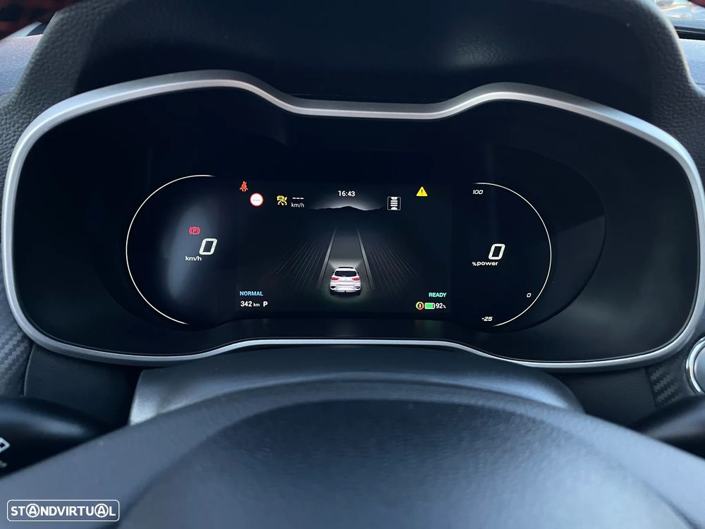 MG ZS Maximal Luxury - 39