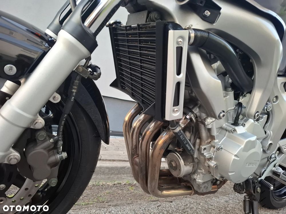 Yamaha FZ6 - 28