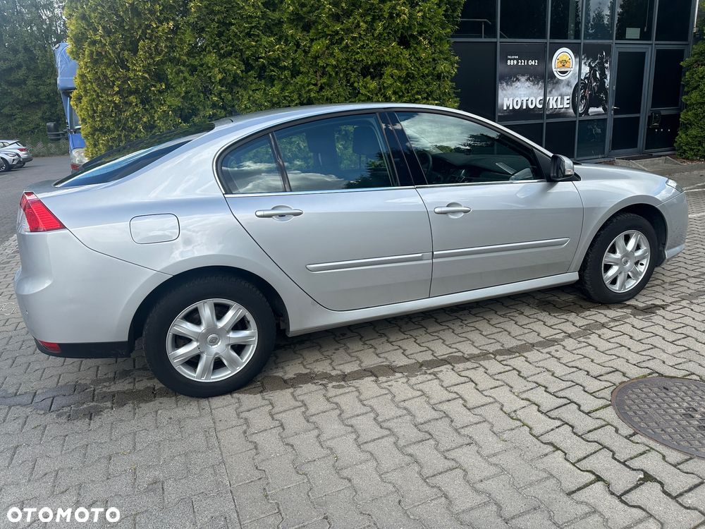 Renault Laguna 1.6 16V 110 Sportway - 9