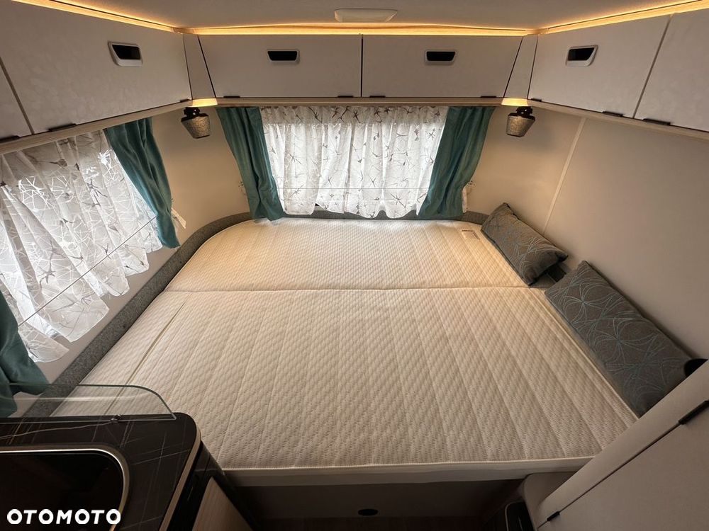 Hymer-Eriba Touring 430 - 10