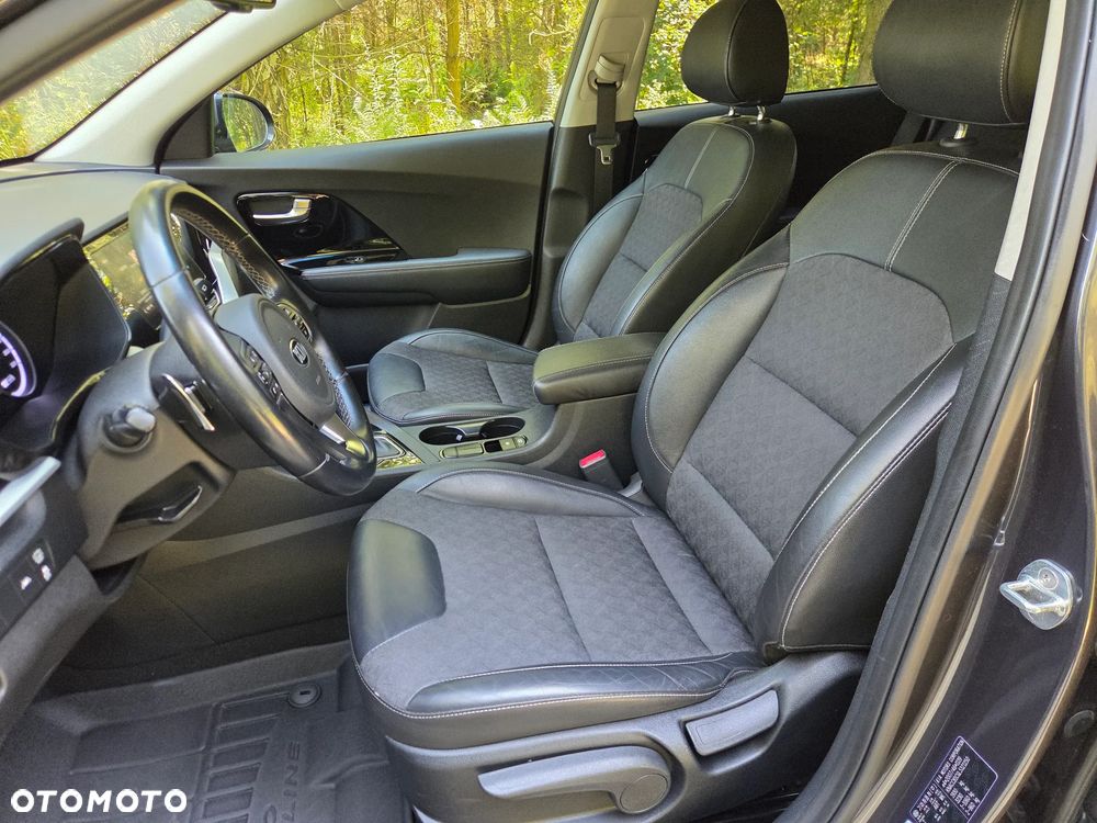 Kia Niro 1.6 GDI Hybrid L - 10