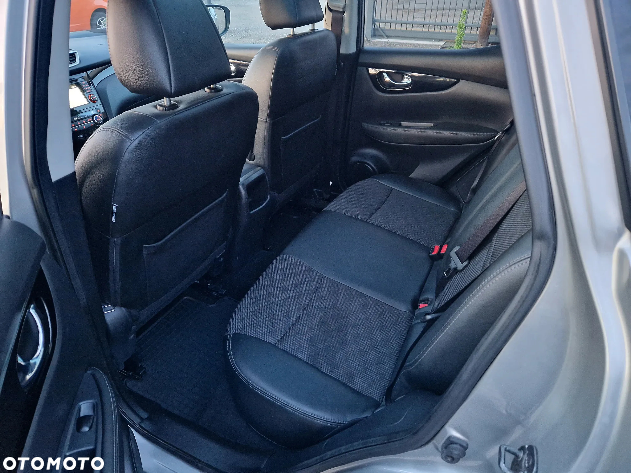 Nissan Qashqai 1.6 DCi Tekna - 30