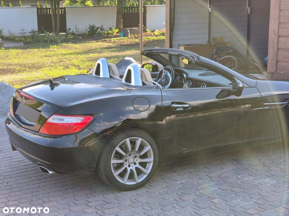 Mercedes-Benz SLK 300 9G-Tronic - 3