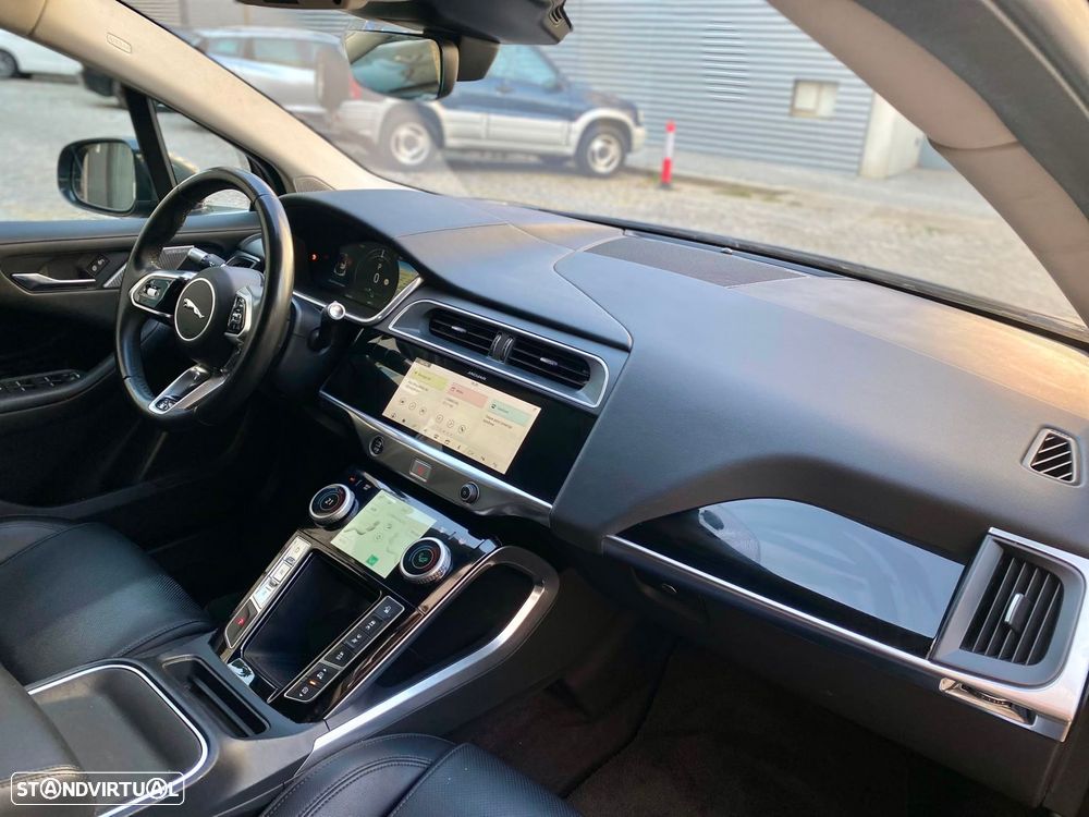 Jaguar I-Pace - 26