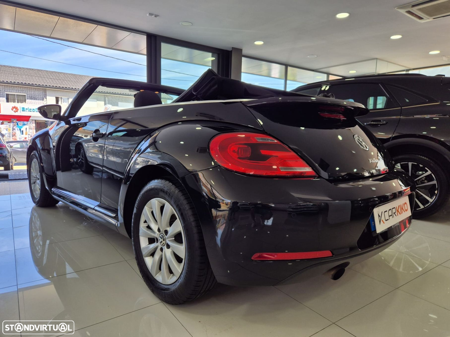 VW New Beetle Cabriolet The 1.2 TSI BlueMotion Exclusive Design - 9