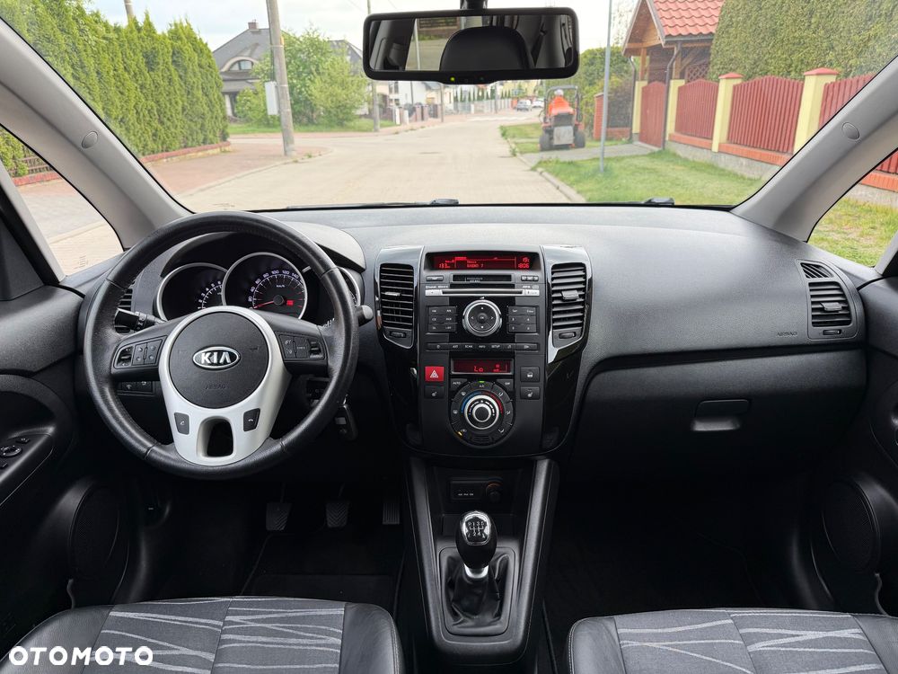 Kia Venga 1.6 CVVT Titanium Collection - 6