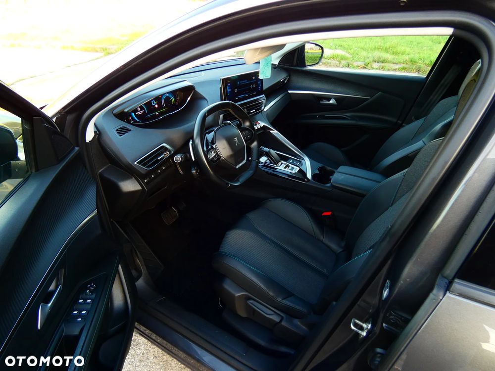 Peugeot 3008 225 e-EAT8 Allure Pack - 19